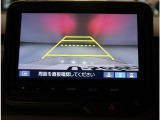 バックカメラ連動!ガイドラインも表示されるのでバック駐車が苦手な方でも安心です。