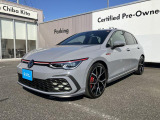 伝統のGTIが誇る刺激的な走り!レザーシート、DCCパッケージ、テクノロジーパッケージを備え、スポーツ性能と上質な快適性を両立した一台です!