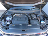 2000cc、直列4気筒DOHC16バルブディーゼルターボエンジン