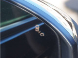 【ブラインドスポットインフォメーション】車線変更時などに見えにくい位置にいる車を検知します。安心して運転できます。