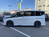 セレナ 1.4 e-POWER ハイウェイスターV 