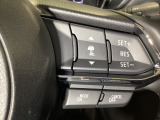 MRCC(マツダレーダークルーズコントロール)は先行車との車間を維持しながら追従走行を行い、長距離でのドライバー負担を軽減させてくれます。
