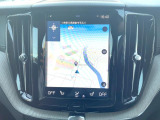 【9インチタッチスクリーン純正HDDナビ】「Apple Car Play」「Android Auto」対応のボルボ先進ナビゲーション「SENSUS」。最新地図データへ無料更新してお渡しします。