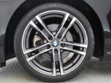 BMWならではの卓越した走りを支えるホイールと足回りです!