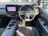 窓ガラスが大きく車両感覚も掴みやすいお車ですので安心してお乗りいただけます。