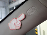 たとえ安全運転していても横からの不意の衝突は避けられないかも知れません。 そんな時に大切な乗員を守るサイドエアバッグ付き! 大切なご家族を守るための安心装備です。