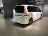 セレナ 2.0 ハイウェイスター Vセレクション+Safety S-HYBRID アドバンスドSafetyパ...