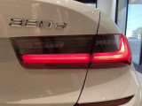 安心のBMW認定中古車は100項目の箇所を徹底的にチェック致します。機械的な箇所や電気系、コンピューターなどをご納車前に点検し、交換基準に達した部品は全て新品に修理返品した後にご納車致します。
