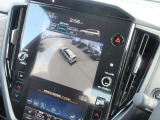 俯瞰的に車両周辺を確認できるデジタルマルチビューモニター