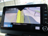 左右フロントタイヤが映し出され幅寄せなどに便利です