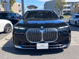 レーンチェンジウォーニング!レーンキープアシスト!オートマチックドア!アップルカープレイ!パドルシフト!フロントマッサージ機能!ウッドパネル!前後ドライブレコーダー!アンビエントライト!SOSコール!