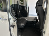 車を初めて購入されるお客様や、車にあまり詳しくないお客様にもわかりやすく丁寧に説明させて頂きます♪