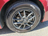 純正アルミホイ-ル付です! タイヤサイズ 185/65R15 (フロント右タイヤ)