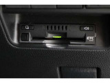 ■ETC■今や必需品のETC付き!高速道路料金所で小銭の出し入れをする必要もなくスムーズに通過できます。ETC搭載車しか通過できないスマートICも利用可能で、高速道路利用の幅が広がりますよ!