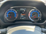 視認性の良いシンプルなメーターです。運転しやすく、取り回しの良いコンパクトカーはいかがですか?