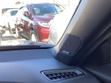 シビックの室内環境に合わせBOSE社と共同開発した、12スピーカー搭載のサウンドシステム。まるでコンサート会場にいるような臨場感を全席で体感できます。