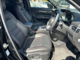 座り心地が良いシートなので長時間の運転でも快適にお過ごしいただけます。