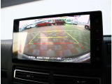 お車選びをお楽しみ頂けるよう、在庫車の展示スペースを十分に確保しております。