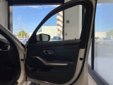 BMW認定中古車は保証も充実しております。2年間もしくは、1年間の保証に加え、最大4年間までの保証延長も可能でございます(対象車種限定)!充実の保証で、安心してお車をご利用いただけます!