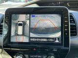 アラウンドビューモニター装備で、バックや縦列駐車の際に上から見た映像があなたをサポート!