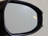 後方からの車の接近を教えてくれるブラインドスポットモニター♪※あくまでも補助的な装置なので目視確認もお忘れなく!