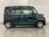 後席両側電動スライドドア☆開け閉めの際に隣の車や壁にぶつける心配もありません。
