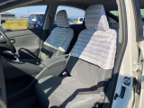 運転席の背もたれまわりです。シートの汚れの具合も写真でご確認ください。