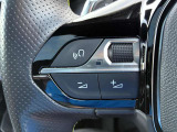 各担当者が保険募集人の資格を取得しております。お車のみならず、任意保険のご相談もお気軽にお申し付けください!