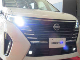 LEDライトで夜のドライブもくっきりはっきり、安心して運転できます。