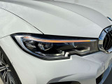 BMWのオートライトは積極的にライトをつけることにより、自車の存在を周囲に向けアピールいたします。それは安全性への配慮でもあります。