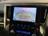 モニターガイドが付いているのでショッピングなどの狭い駐車場や車庫入れなどの時もしっかりと確認しながらバックができるので安心してお出かけできますよ。