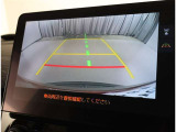 バックガイドモニターで、後方を確認しながら安心して駐車することができます。運転初心者も熟練者も必須の機能ですよ!