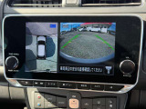駐停車には便利なアラウンドビューモニター搭載。サイドモニターの切り替えも可能です。