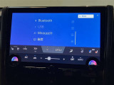 電話を手に持って運転するのは違反です!ハンズフリーで運転中は通話しましょう!通話、音楽再生等さまざまな接続がワイヤレスで可能なのは嬉しいですね!