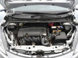 ◆エンジンルーム◆車の心臓部分。エンジンルームが汚いとトラブルの基になりますので、当店は専用の液剤を使って徹底的に綺麗にします。