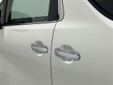 ワンタッチで楽にお車の開け閉めが可能です!