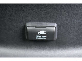 最大100Wまで使用可能なパワーコンセント付き