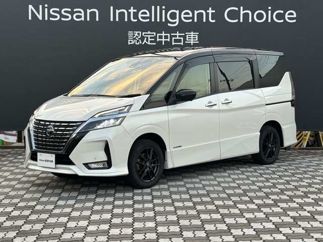 セレナ 2.0 ハイウェイスターV 4WD 