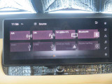 NissanConnectナビは機能充実で使いやすいです。12セグTV対応です。