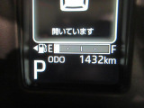 たとえばダイハツのお店にある、たくさんのスマアシ搭載車は、正常に作動する事をしっかり確認します。