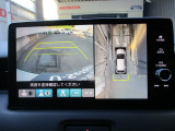 リアカメラのお写真です。駐車が苦手な方でもラクに駐車が行えますね。