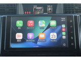 ディスプレイオーディオを装備。スマホとクルマをつなぐことで、これまでのナビに加えて、いろんなサービスが楽しめます。