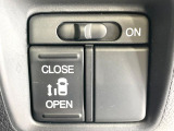 【パワースライドドア】スマートキーや運転席のスイッチでスライドドアの開閉が可能♪電動だから力を入れてドアを開ける必要が無く、小さいお子様でも、重い荷物を持っている時もラクに開け閉めできます♪