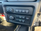 運転者に優しいスイッチ類の配置です。