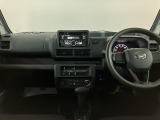 ハイゼットトラックのお買得車が入庫しました!CVT車です!CDチューナー、ETC、LEDヘッドライト・フォグ、キーフリー、電動格納ミラー、パワーウィンドー、オートライト、作業灯など装備の1台です!!