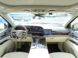 光岡自動車は、お客様と夢、希望、喜びを共有する楽しいクルマづくりと販売・サービスを通じて社会に貢献し続けます。「独創的なクルマに乗る喜びを、より多くの人々に伝えたい」それが光岡自動車の原点です。