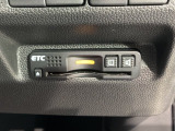 いまや快適なカーライフに欠かせないETCが付いています。