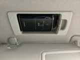 マツダ純正スマートインETC装備!サンバイザーの裏に車載器をスッキリ収納!ワンプッシュでETCカードの出し入れも簡単にできます。