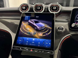バックカメラにより駐車時の後方確認も楽にできます。
