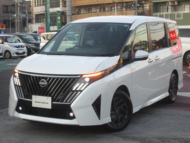 セレナ 2.0 ハイウェイスターV 